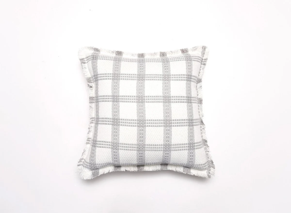 Coussin blanc et gris clair à carreaux 45x45 cm WARMY