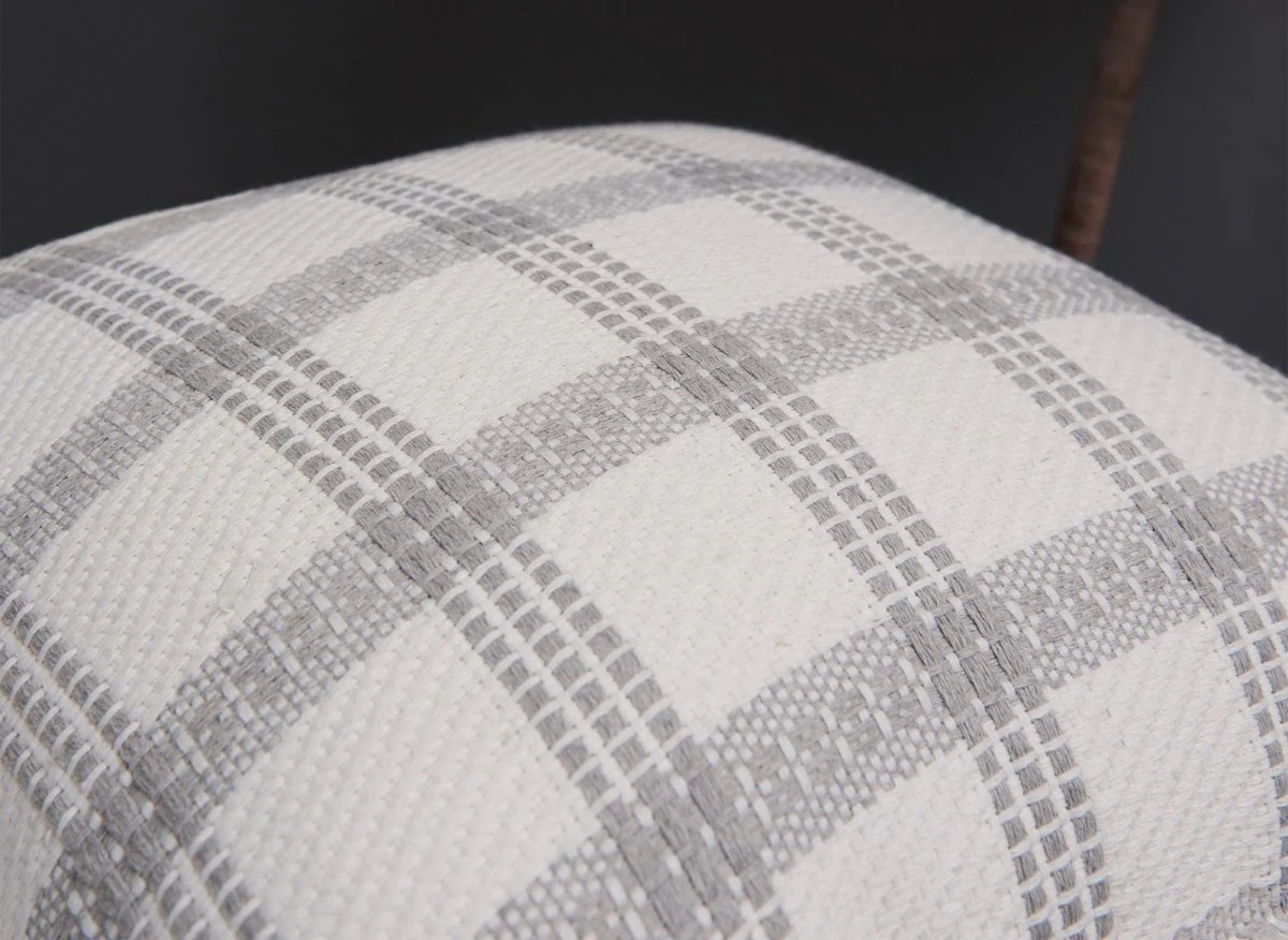 Coussin blanc et gris clair à carreaux 45x45 cm WARMY - Image 2
