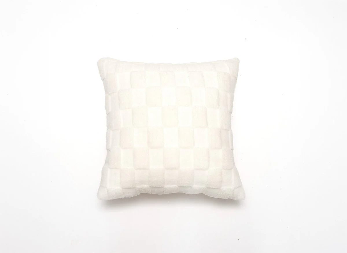 Coussin écru à motifs carrés 45x45 cm PARME - Image 2