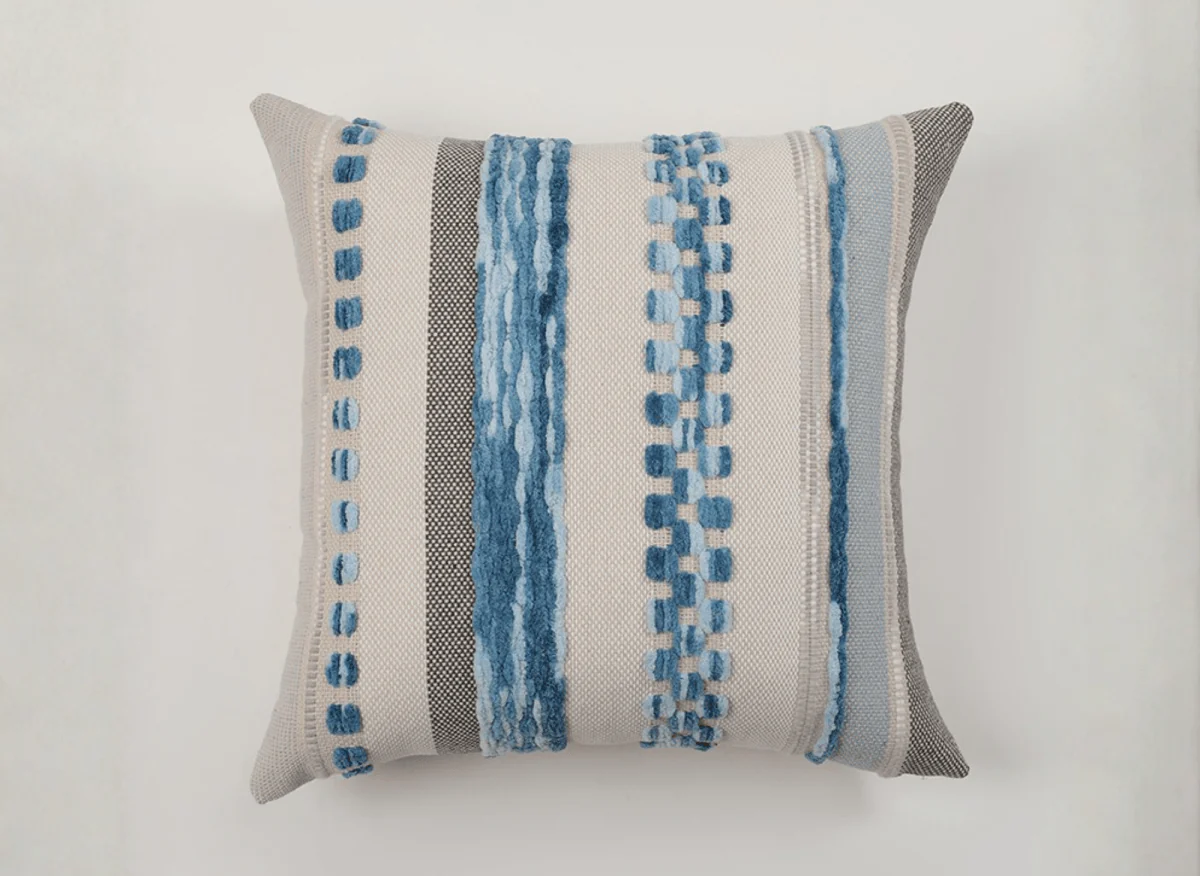 Coussin texturé bleu et blanc écru 45x45 cm NEXUS - Image 3