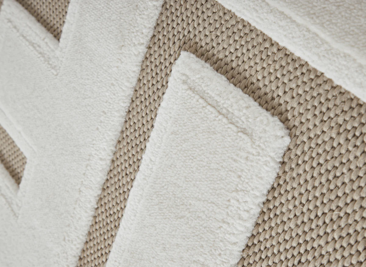 Tapis beige foncé à lettres beiges 160 x 230 cm KEZIA - Image 5