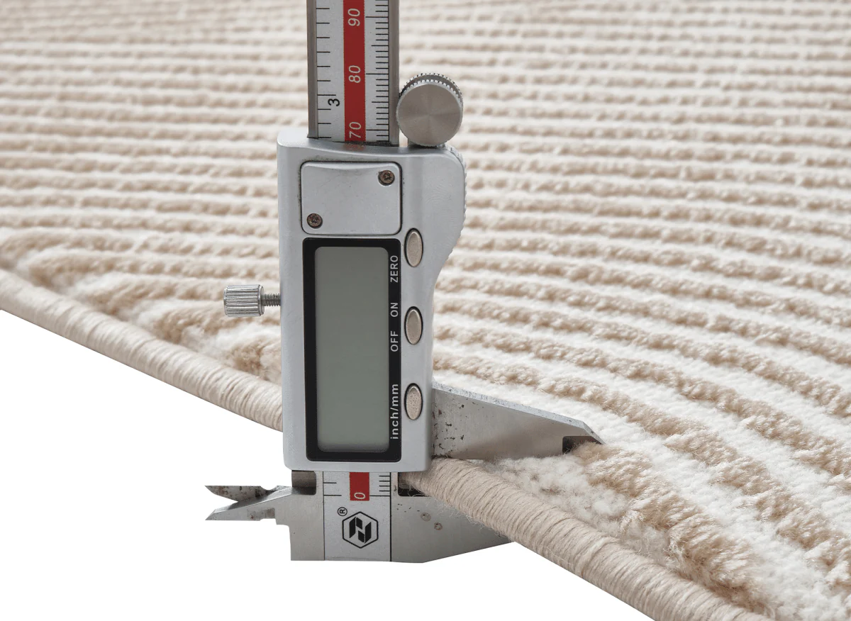 Tapis beige et blanc motif organique 200 x 290 cm SAND - Image 8