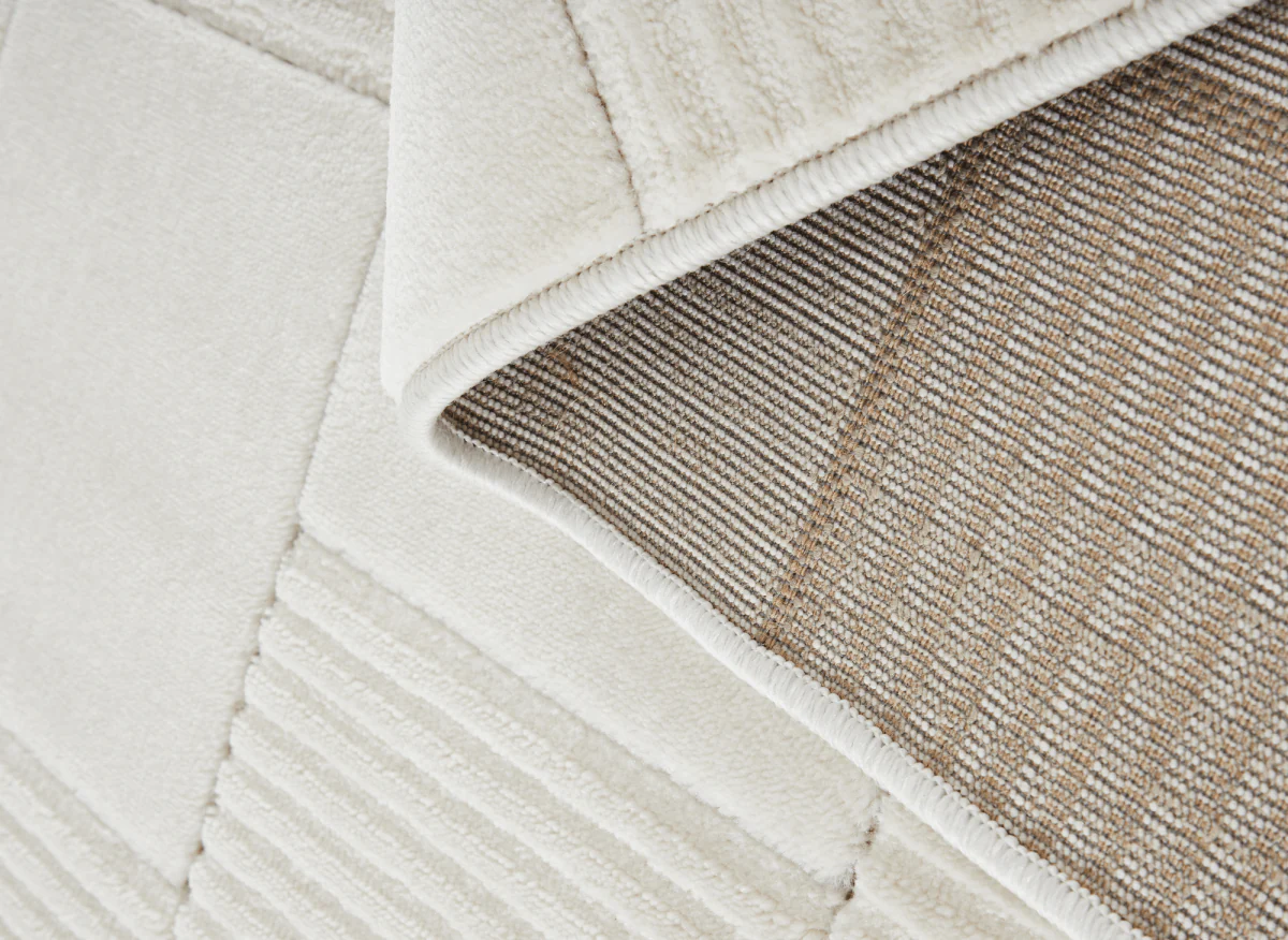 Tapis blanc écru à carreaux texturés 160 x 230 cm KARLINE - Image 4